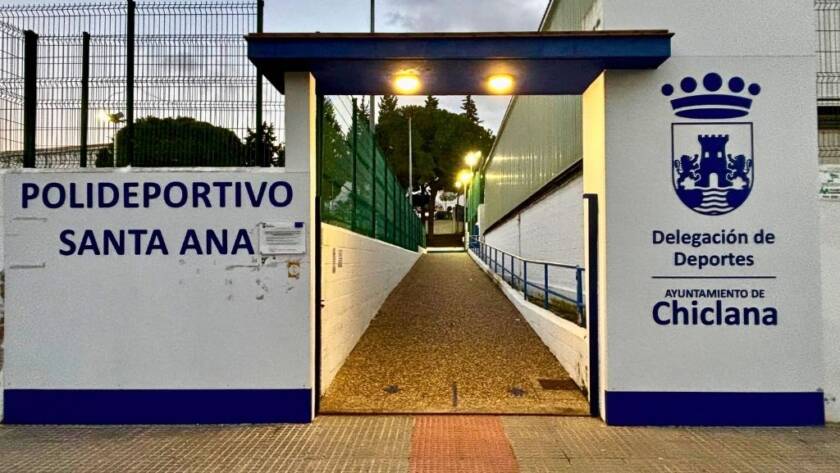 Entrada Polideportivo